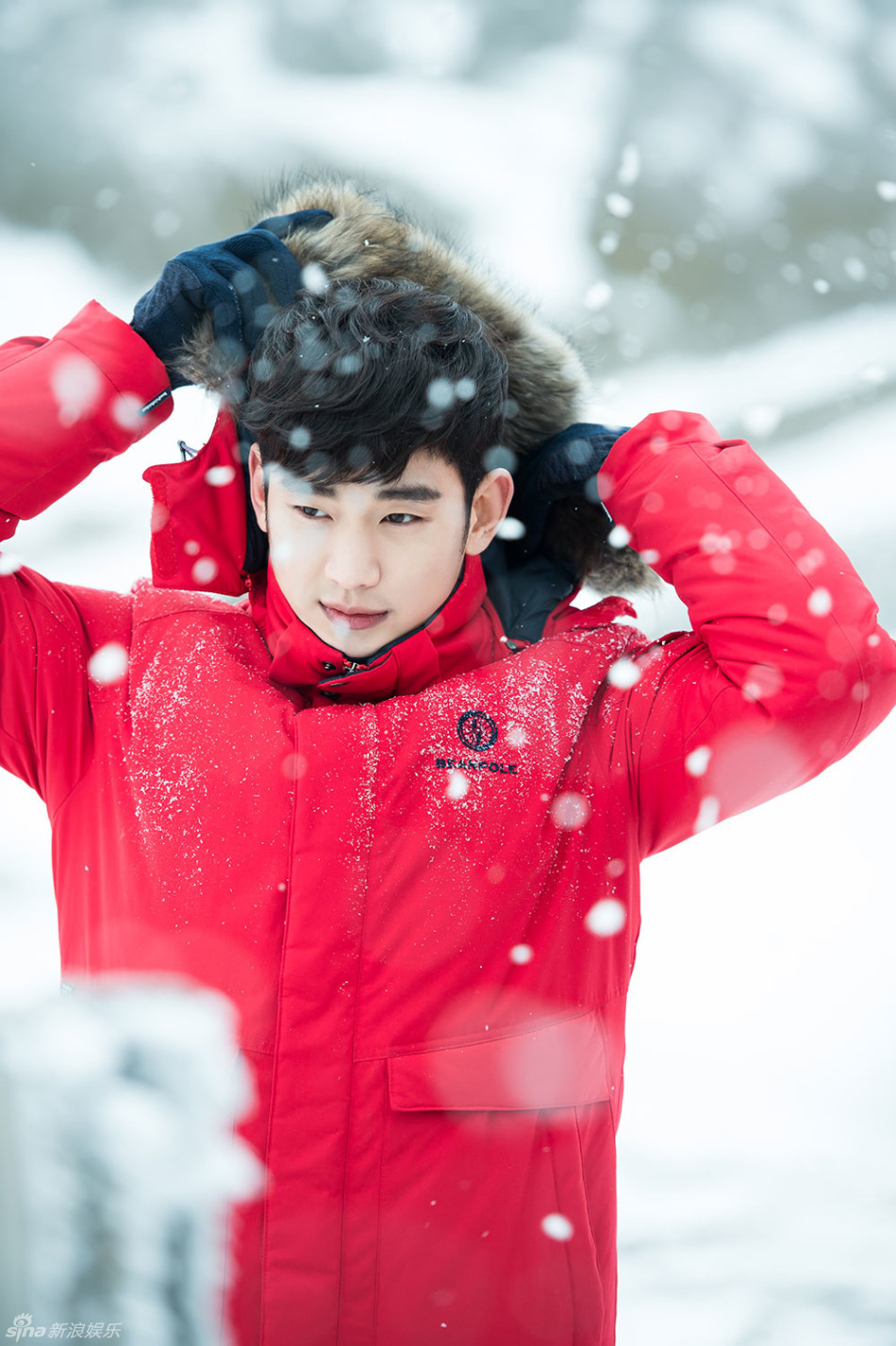 【柳映画lonely willow】你绝对没见过如此"红艳艳"的都教授!